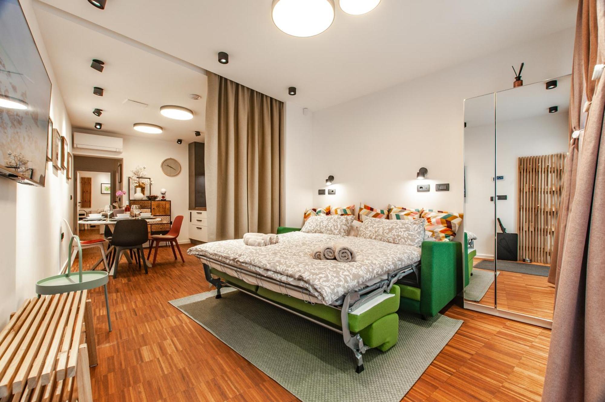 Six In The City Apartment, Любляна Экстерьер фото