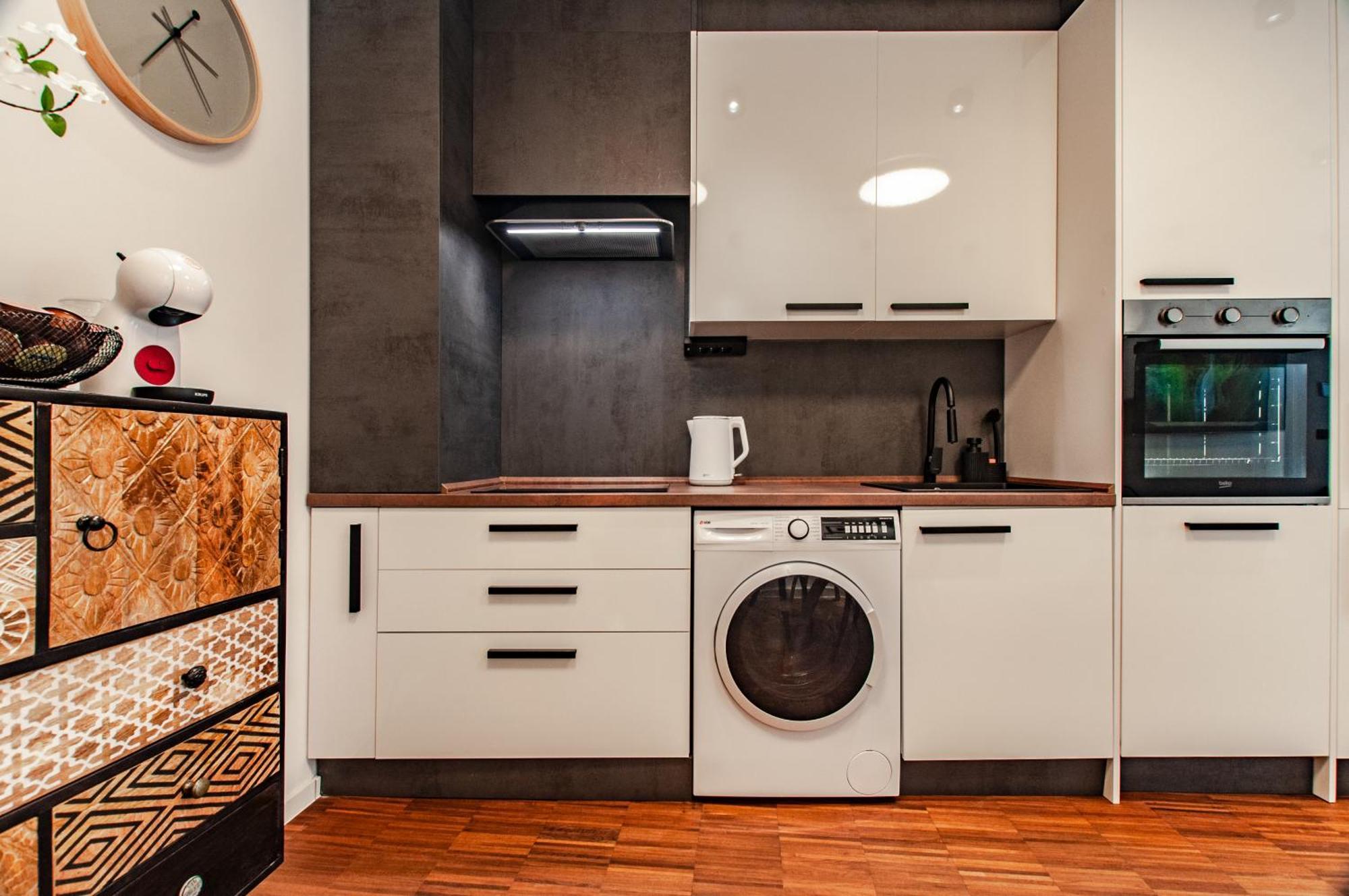 Six In The City Apartment, Любляна Экстерьер фото