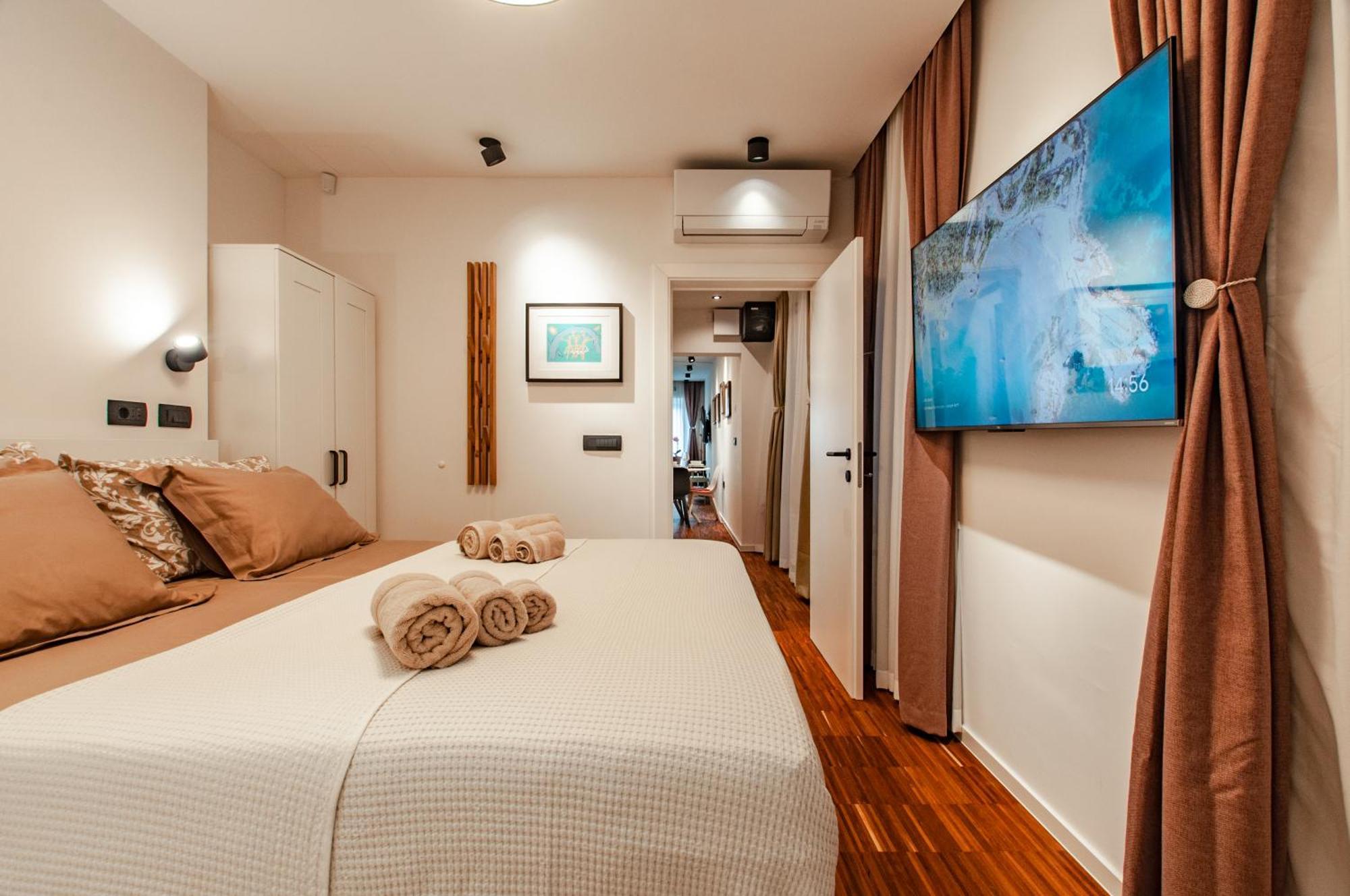 Six In The City Apartment, Любляна Экстерьер фото